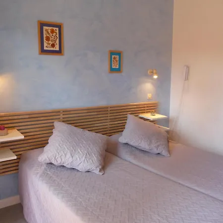 Les Eucalyptus 2* Cavalaire-sur-Mer