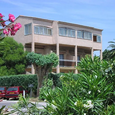Les Eucalyptus Hotel 2*