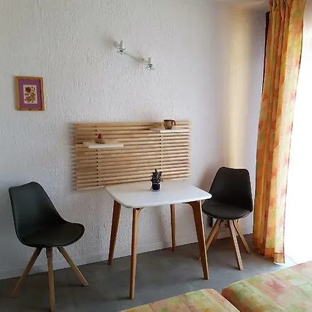 Les Eucalyptus 2*