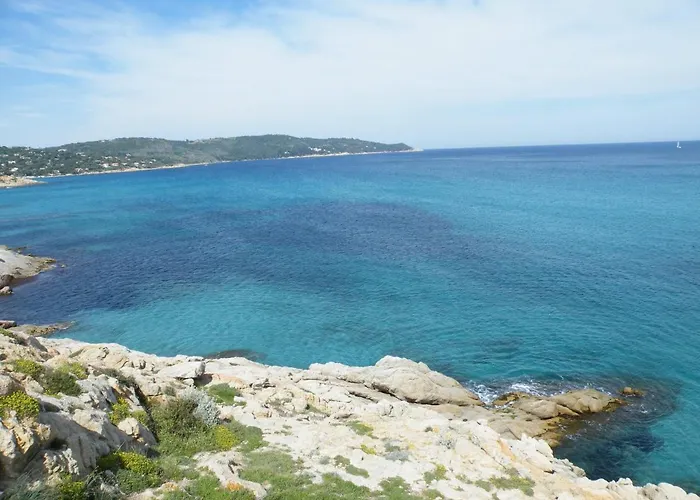 Les Eucalyptus Hotell 2*