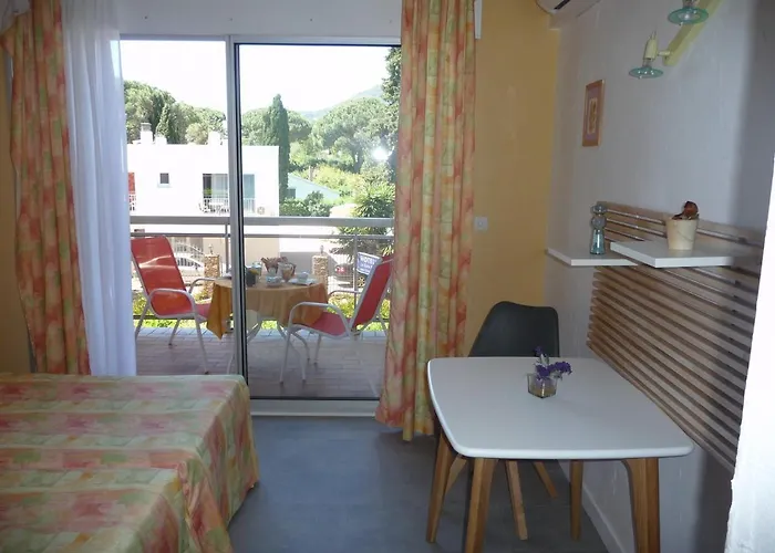 Hotel Les Eucalyptus 2*