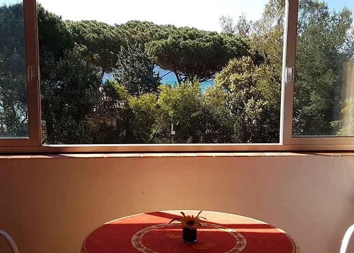 Les Eucalyptus Отель 2*