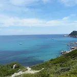 Szálloda Les Eucalyptus Cavalaire-sur-Mer