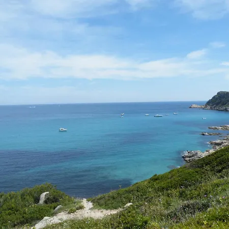 Hotell Les Eucalyptus Cavalaire-sur-Mer