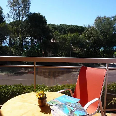 Les Eucalyptus 2* Cavalaire-sur-Mer