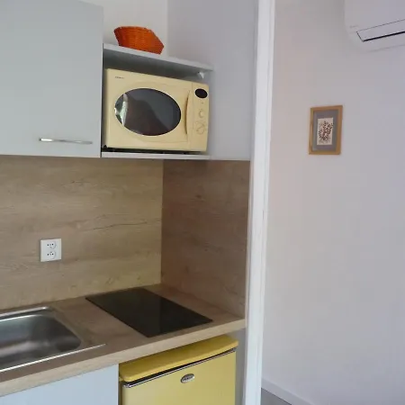 Les Eucalyptus 2*