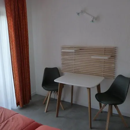 Les Eucalyptus Hotel 2*