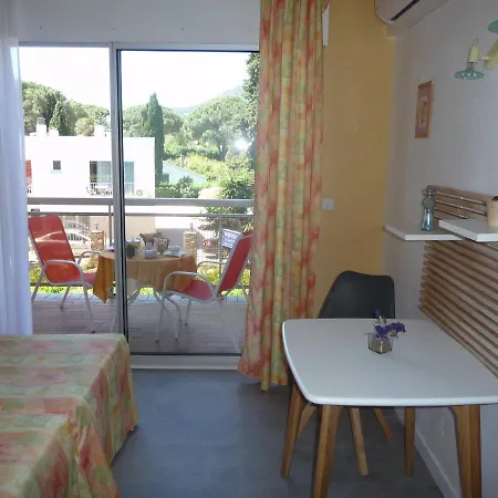 Hotel Les Eucalyptus 2*