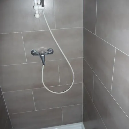 호텔 Les Eucalyptus 카발레르쉬르메르